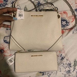 Michael Kors purse and wallet combo